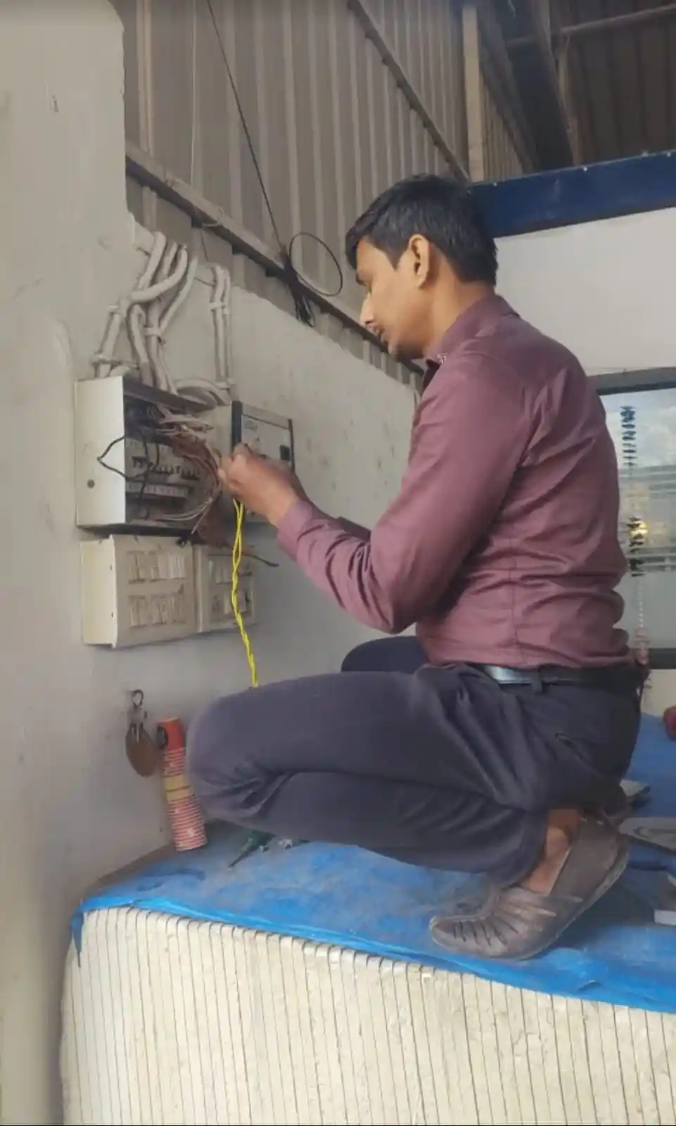 Poddar Electrician Services